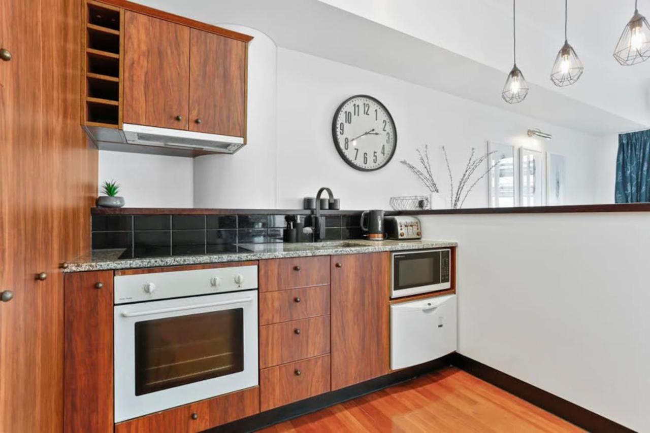 Chic 1 Bedroom Princess Wharf Apartment W/ Ac Auckland Exterior photo